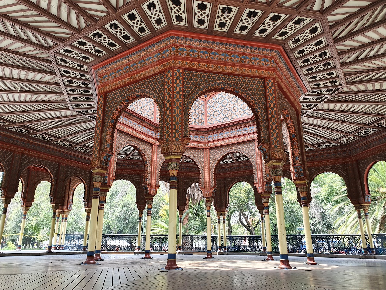 El Kiosco Morisco: de Pittsburgh a Santa María la Ribera